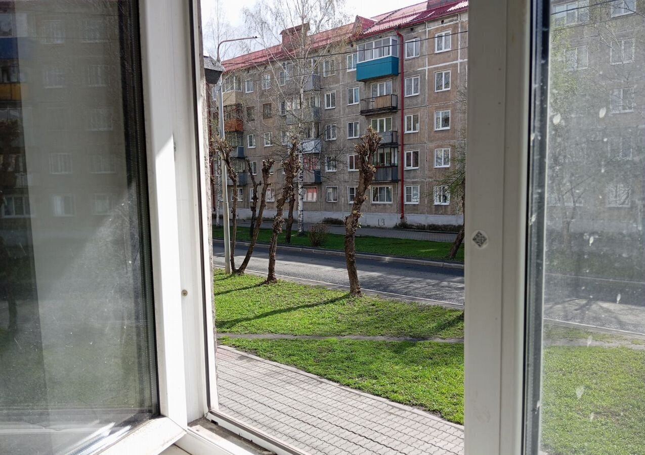 квартира г Междуреченск ул Юдина 12 Кемеровская обл. — Кузбасс фото 3