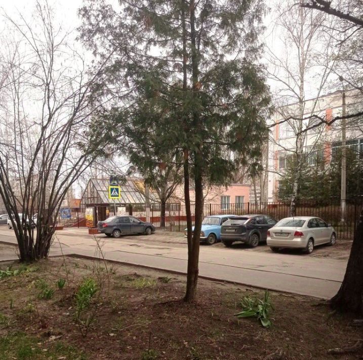 квартира г Брянск р-н Володарский ул Есенина 12 фото 6