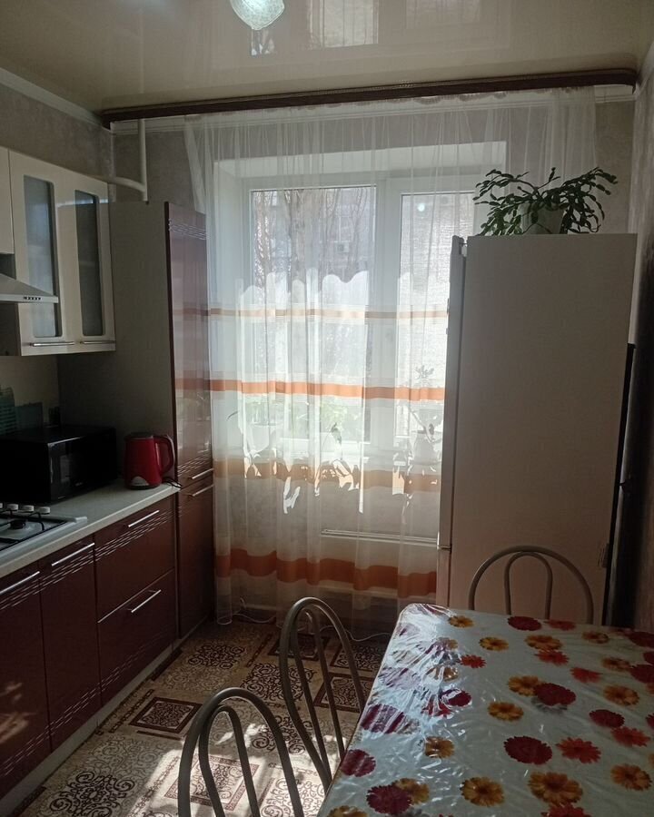 квартира р-н Кавказский г Кропоткин Кропоткинское городское поселение, 1-й мкр-н, 9 фото 13