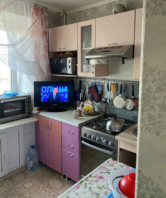 квартира г Октябрьский 35-й микрорайон 10 фото 2