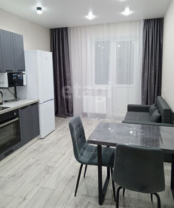 квартира г Тобольск 65А, 10-й микрорайон фото 1