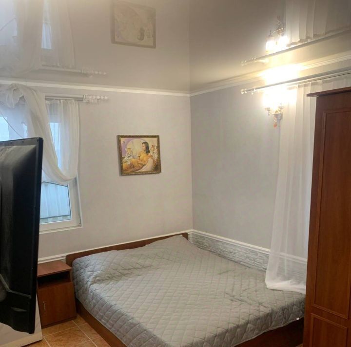 комната г Судак ул Учителей 34 фото 14