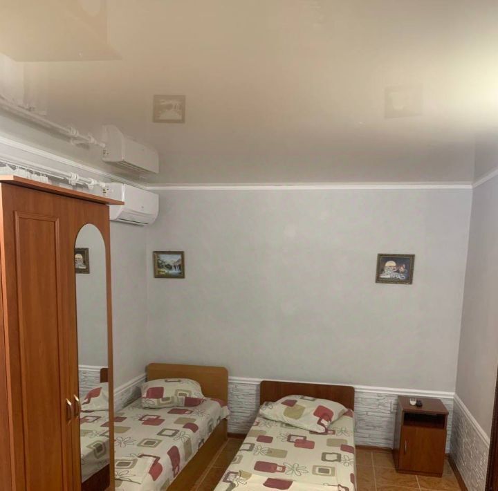 комната г Судак ул Учителей 34 фото 16