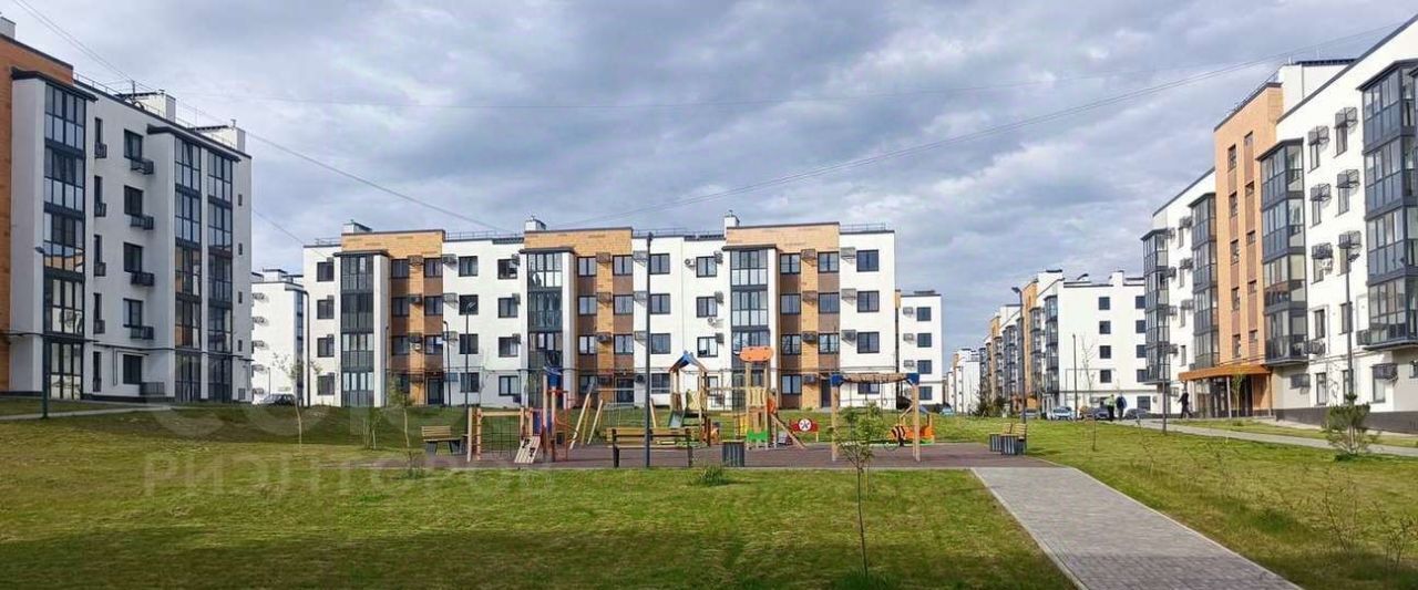 квартира г Волгоград р-н Советский ул им. Иссы Плиева 8а фото 7