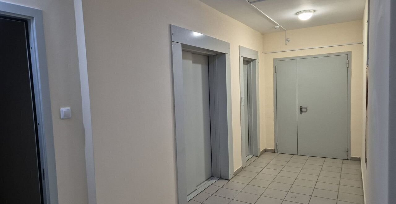 квартира г Красноярск р-н Свердловский ул Судостроительная 25д фото 27