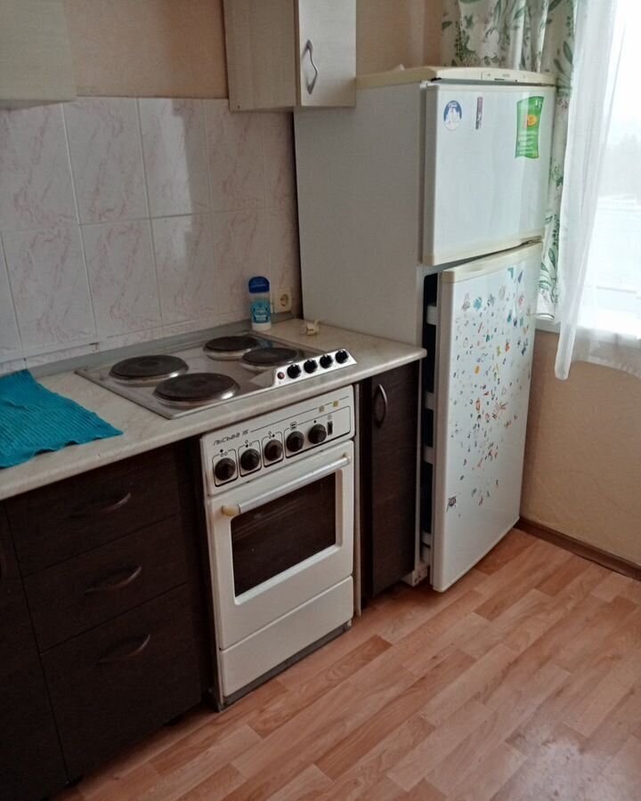 квартира г Тольятти р-н Автозаводский ул Тополиная 3 фото 1