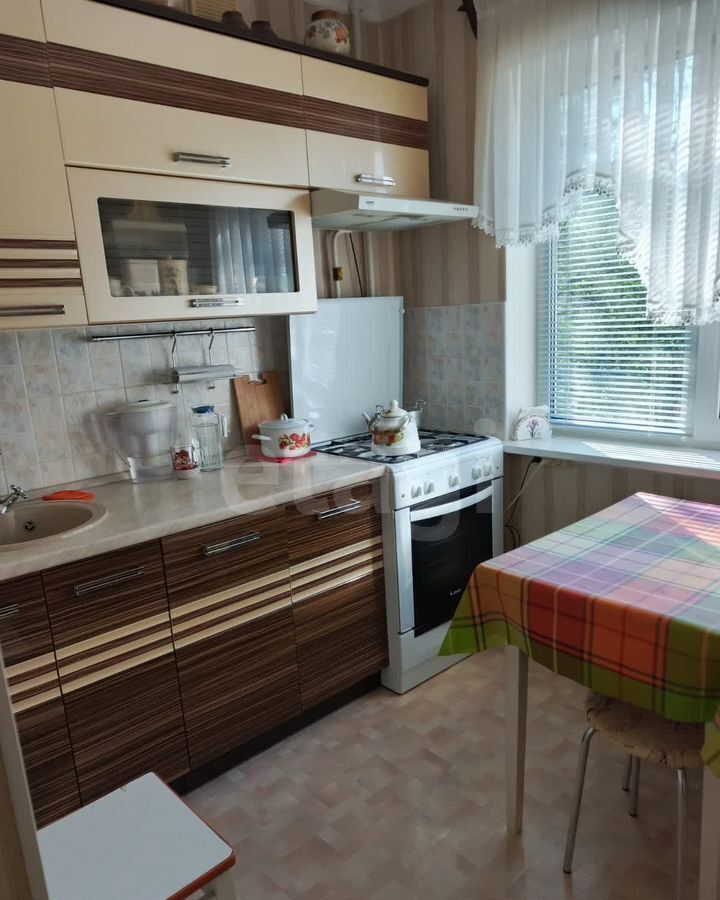 квартира г Омск р-н Кировский ул Ватутина 5б фото 2