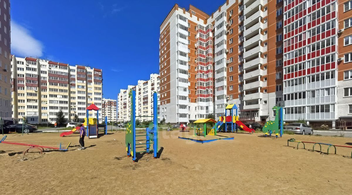 квартира г Омск р-н Центральный ул 21-я Амурская 25 фото 18