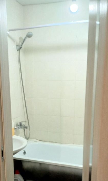 квартира г Саратов р-н Кировский ул им Батавина П.Ф. 12 фото 12