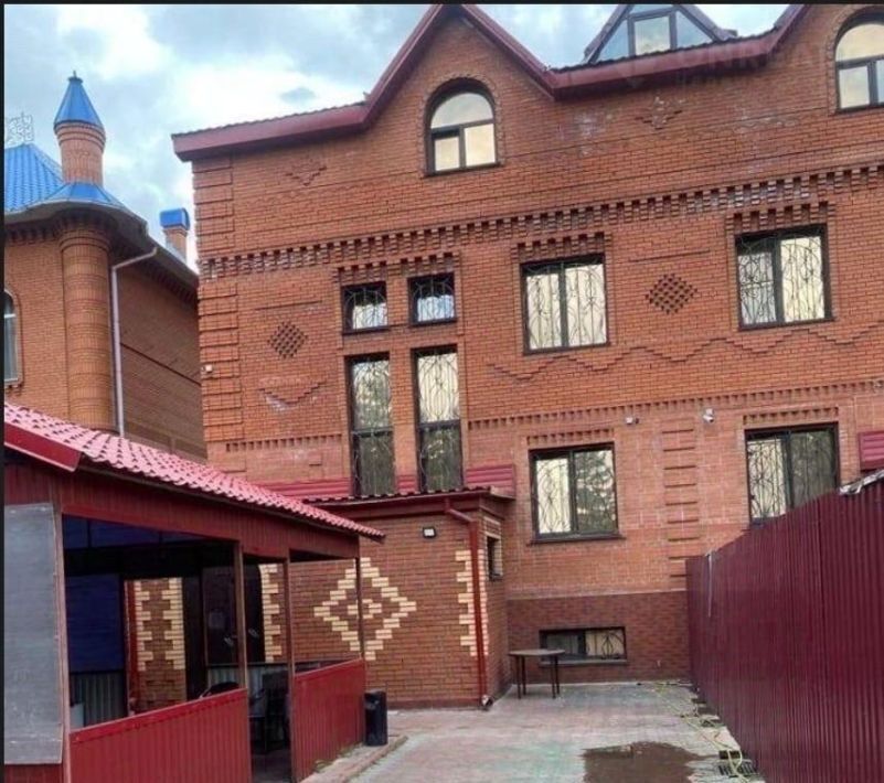 дом г Новосибирск р-н Октябрьский Золотая Нива ул Воинская 6 фото 5
