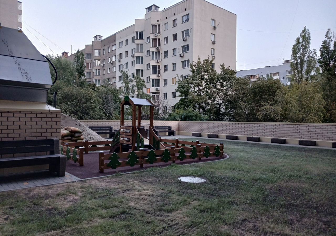 квартира г Ростов-на-Дону р-н Кировский пр-кт Ворошиловский 82/4 фото 1