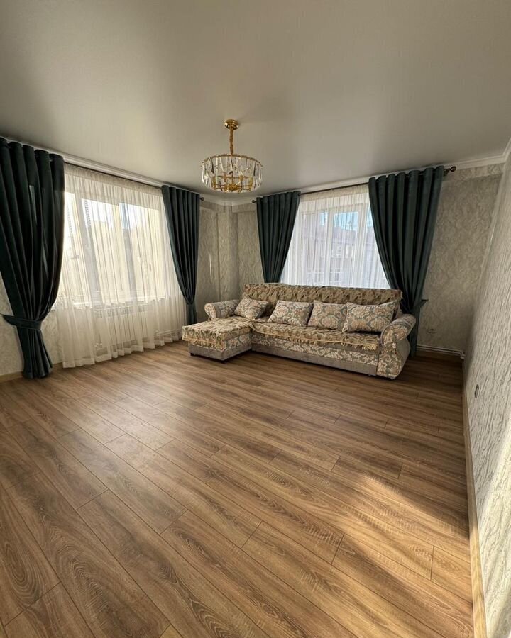 квартира г Черкесск ул Октябрьская 384а фото 3