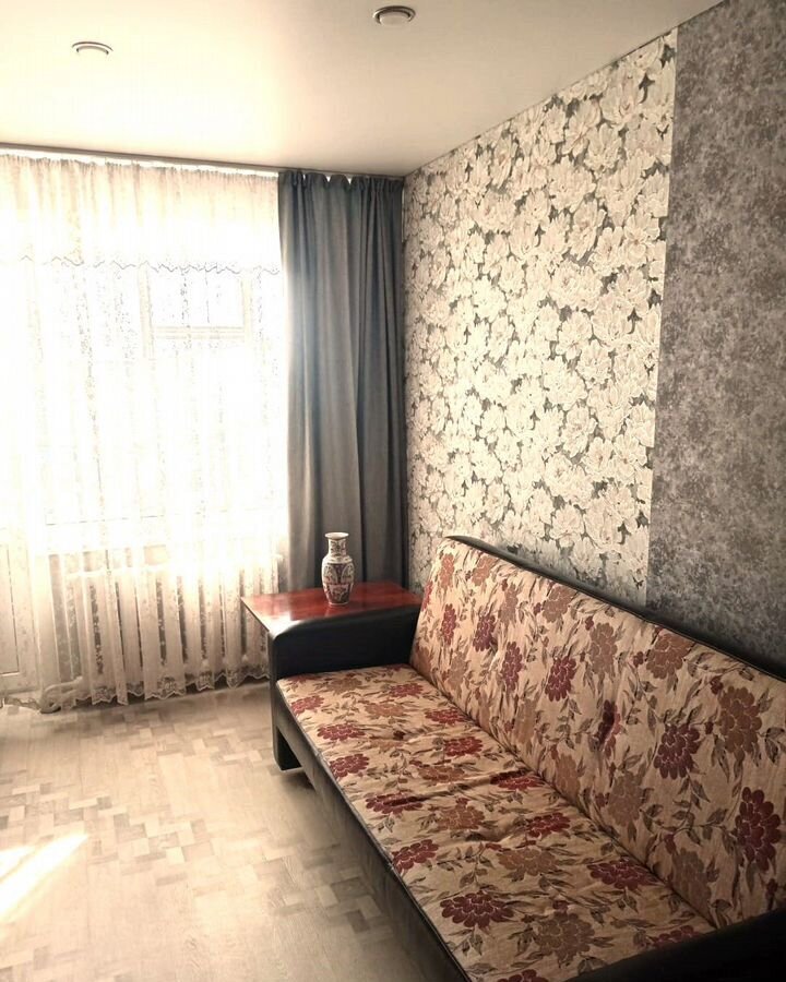 квартира г Брянск р-н Володарский ул Есенина 12 фото 4