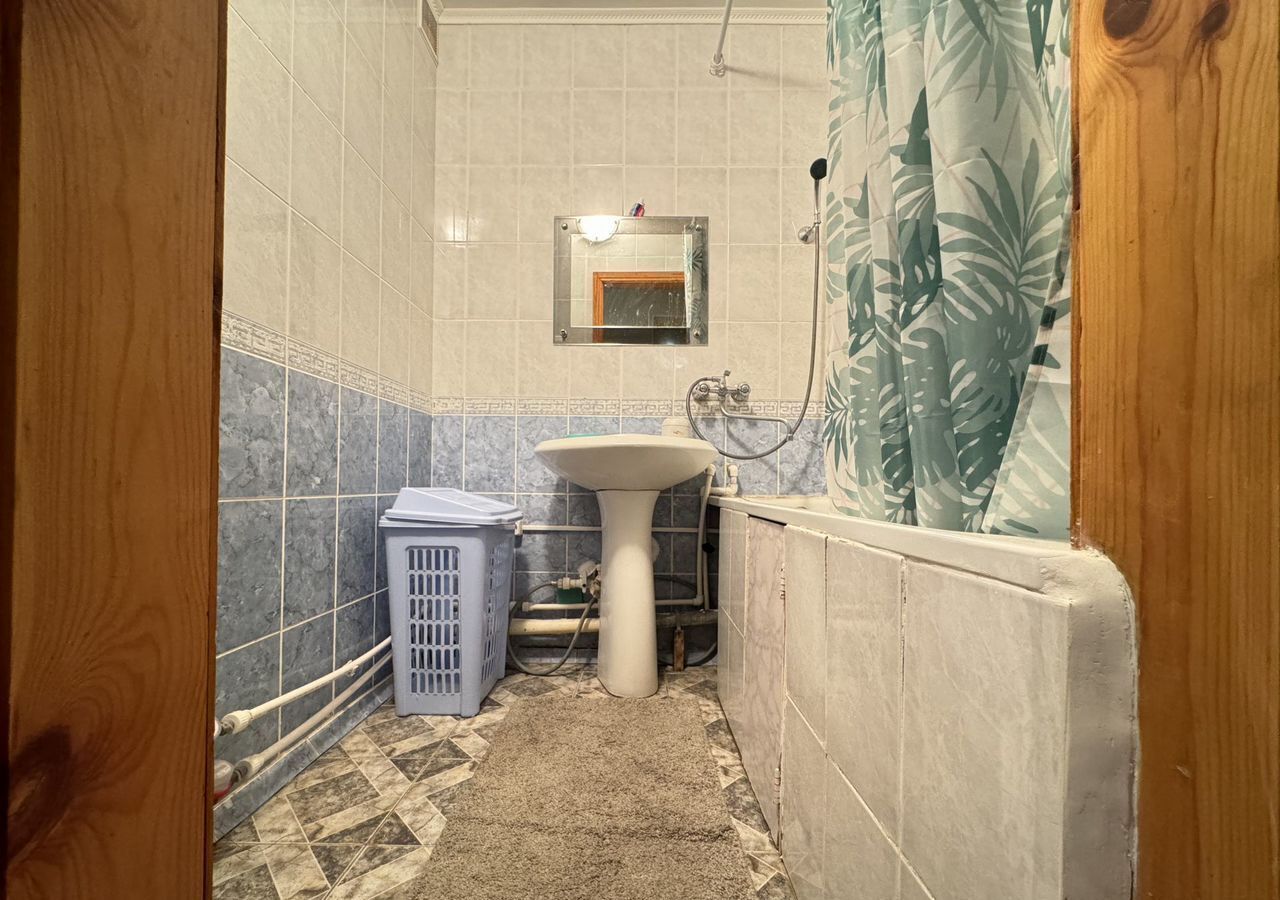 квартира г Саратов р-н Кировский ул. имени Академика С. Г. Навашина, 20 фото 18