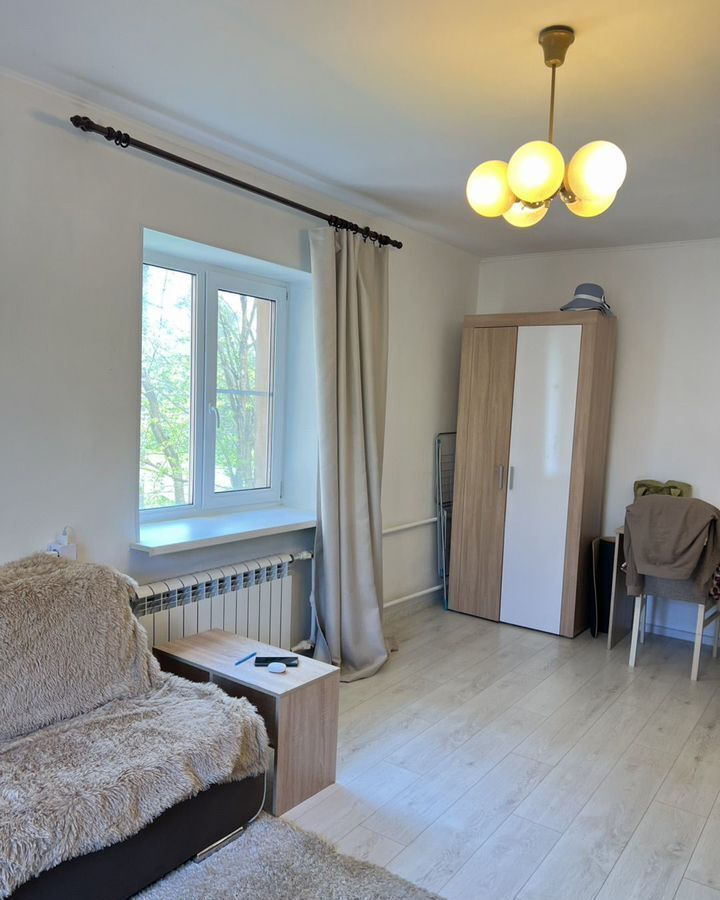 квартира г Великий Новгород Привокзальный ул Октябрьская 34 фото 2