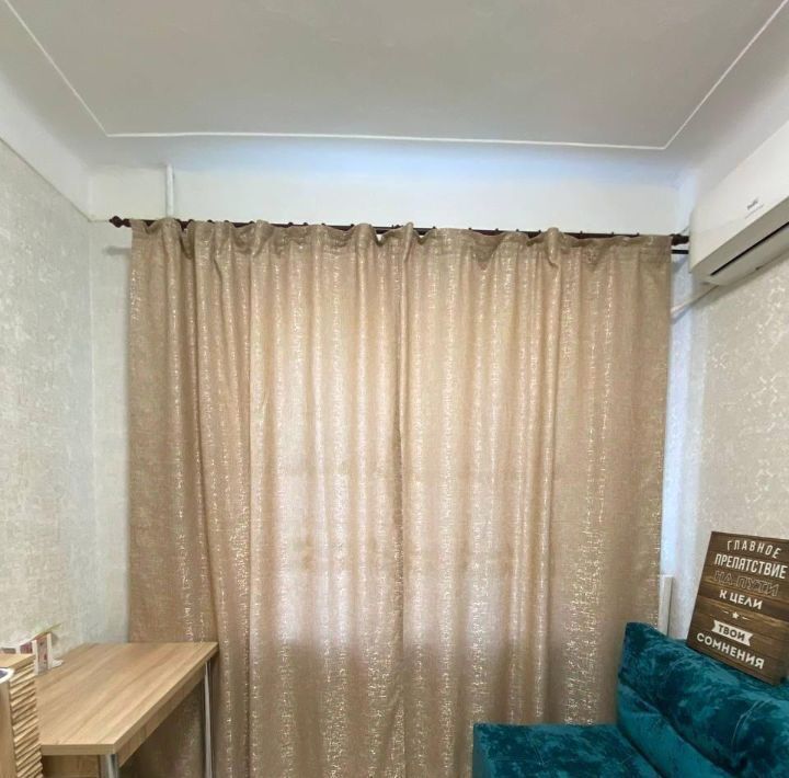 комната г Волгоград р-н Ворошиловский ул Баррикадная 19 фото 5