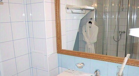 комната г Ноябрьск ул Советская 93 фото 6