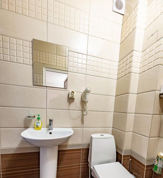 комната г Новый Уренгой Заозерный ул Заозерная 7/5 фото 5