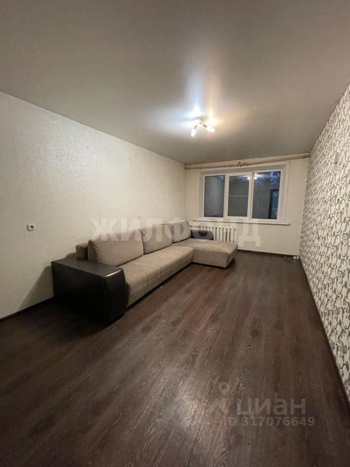 квартира г Новосибирск р-н Дзержинский ул Есенина 51/2 фото 2