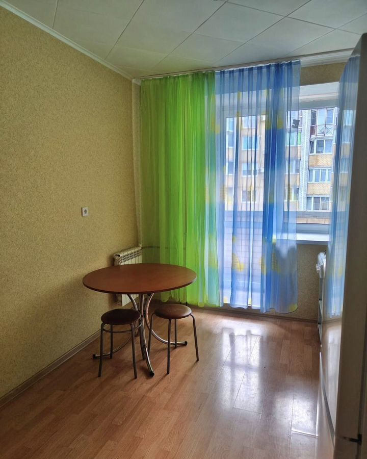 квартира г Волгоград р-н Дзержинский ул Шекснинская 81а фото 6
