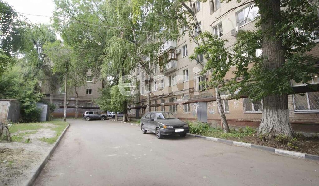 квартира г Саратов ул Тракторная 43 фото 2