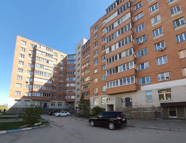 квартира р-н Кировский Солнечный ул Комкова 8 фото