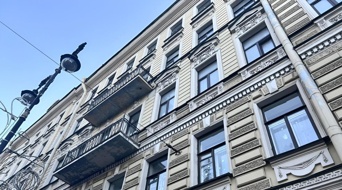 квартира г Санкт-Петербург метро Чернышевская ул Кирочная 23 фото 1