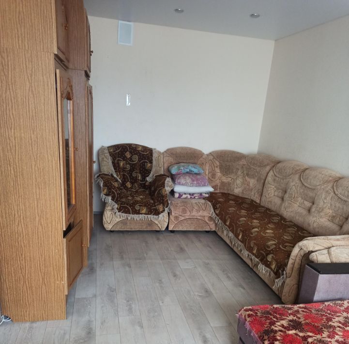 квартира г Оренбург р-н Дзержинский ул Салмышская 9/4 фото 1