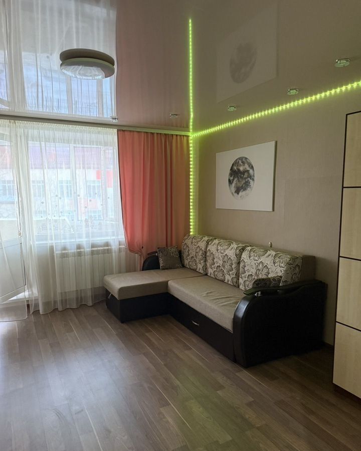 квартира г Губкинский 14-й мкр-н, 16, Тюменская обл. фото 6