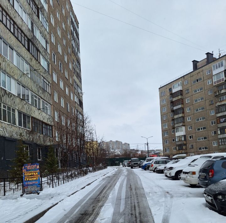свободного назначения г Мурманск р-н Октябрьский ул Академика Книповича 52 фото 8