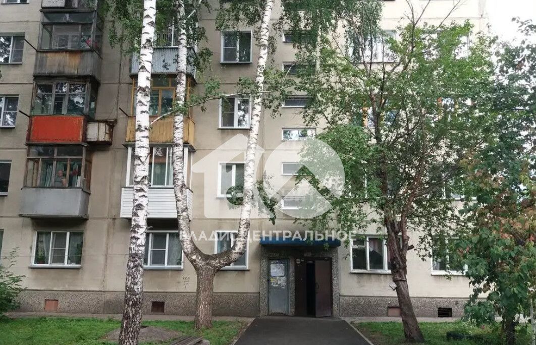 квартира г Новосибирск р-н Первомайский ул Твардовского 10 фото 1