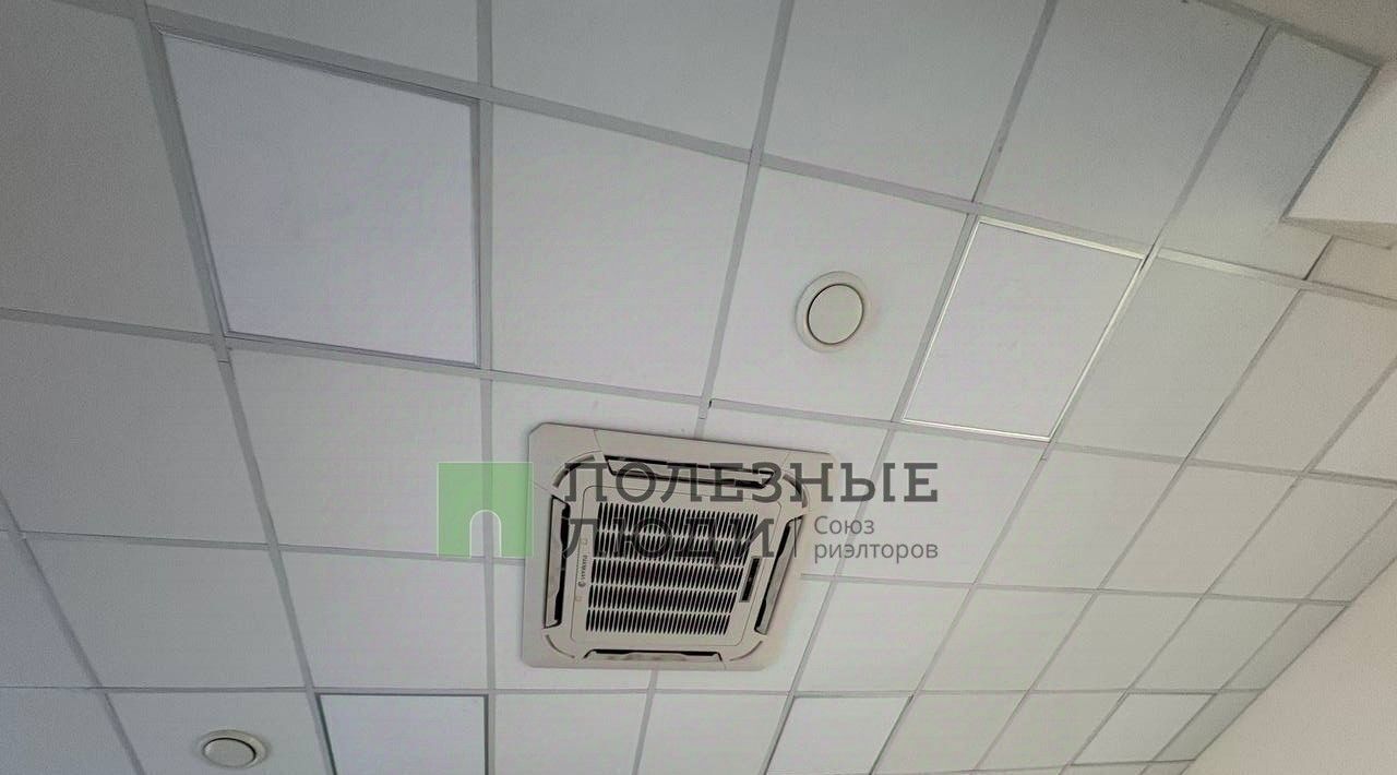 офис г Набережные Челны р-н Автозаводский ул Машиностроительная 90 фото 4