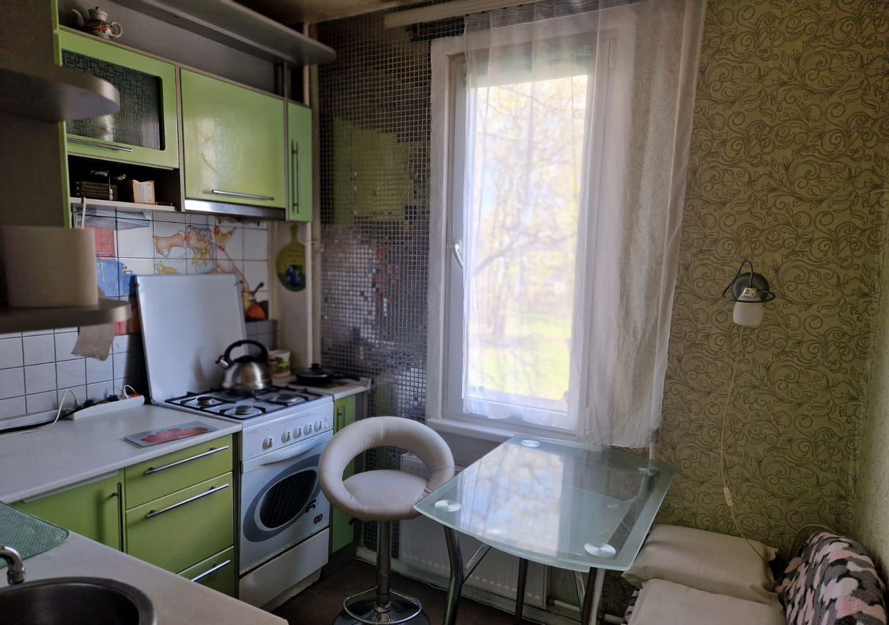 квартира г Санкт-Петербург метро Проспект Ветеранов ул Лёни Голикова 30 фото 1