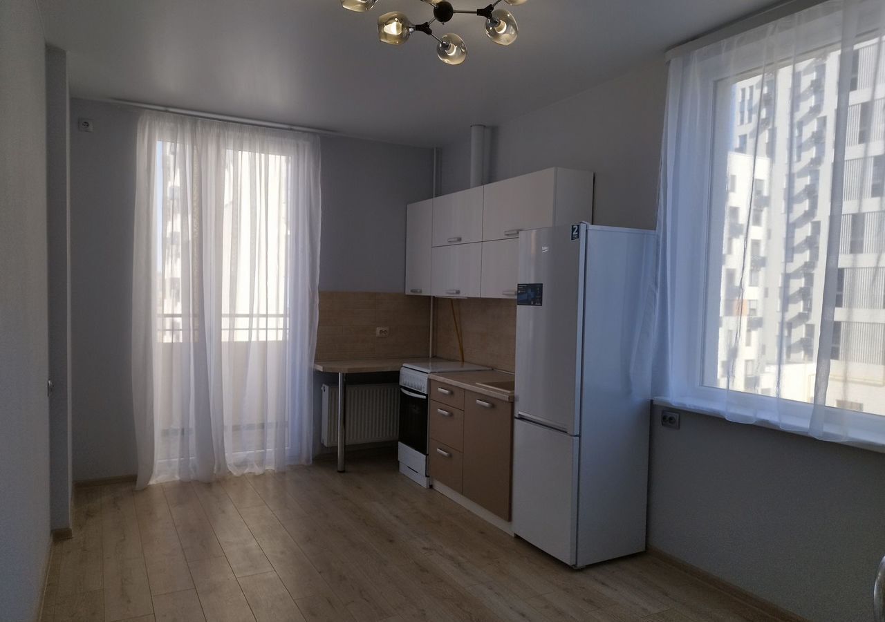 квартира г Симферополь пр-кт Александра Суворова 15к/7 фото 2