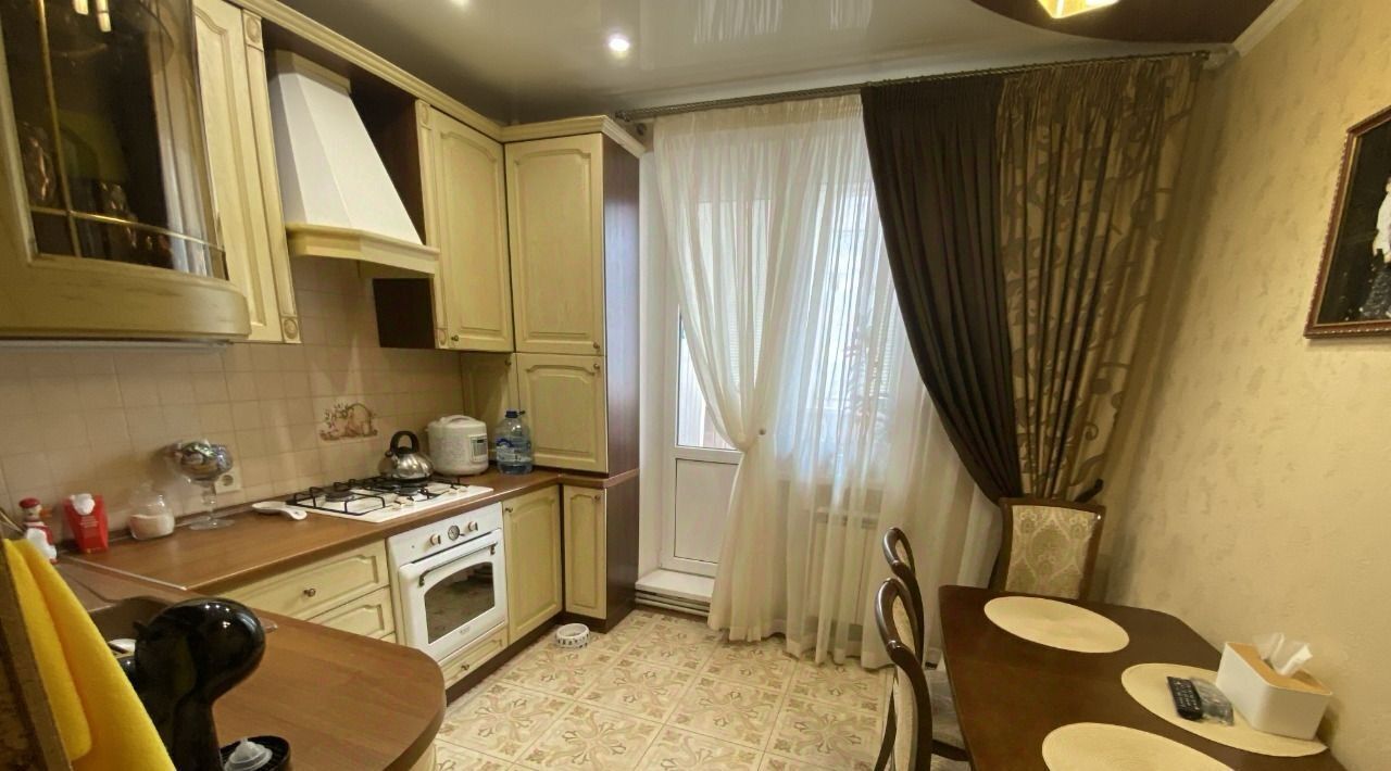 квартира г Белгород Западный ул Есенина 50 фото 2