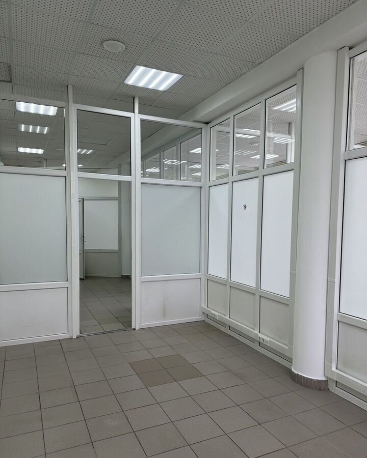 офис г Уфа р-н Ленинский ул Карла Маркса 37к/3 фото 1