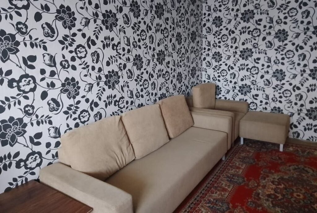 квартира г Мыски ул Серафимовича 12 фото 2