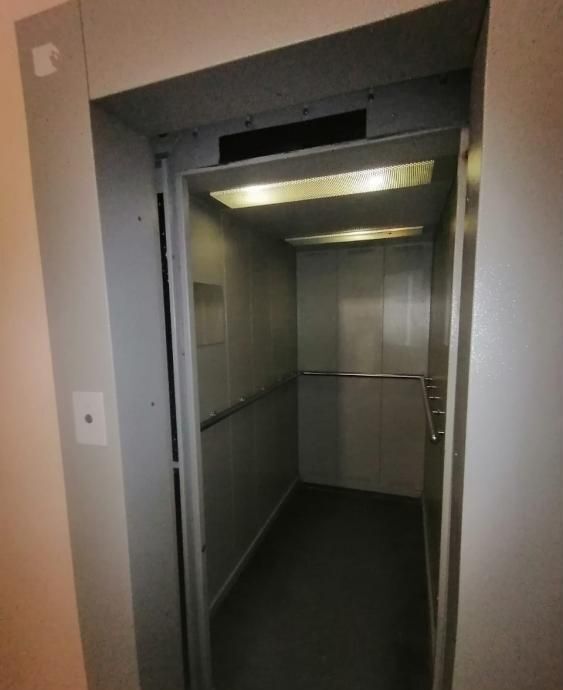квартира г Омск р-н Кировский ул Степанца 3 фото 13