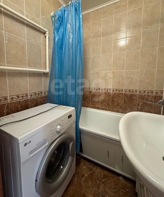 квартира г Оренбург ул Дружбы 12/1 фото 17