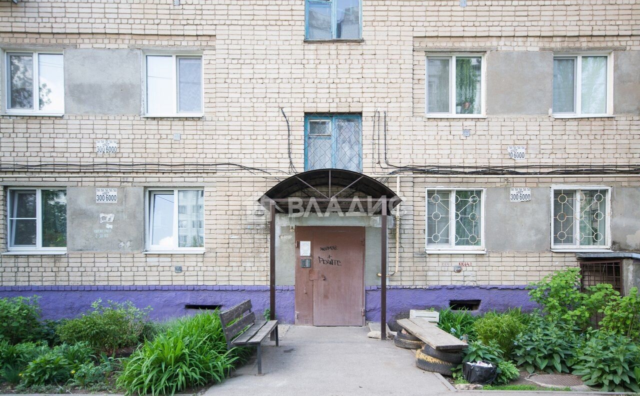 квартира г Балаково ул Вокзальная 9а Балаковский р-н, муниципальное образование фото 2