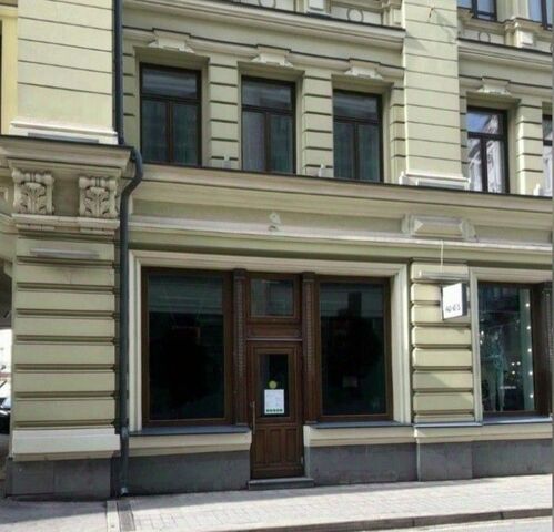 торговое помещение метро Лубянка фото