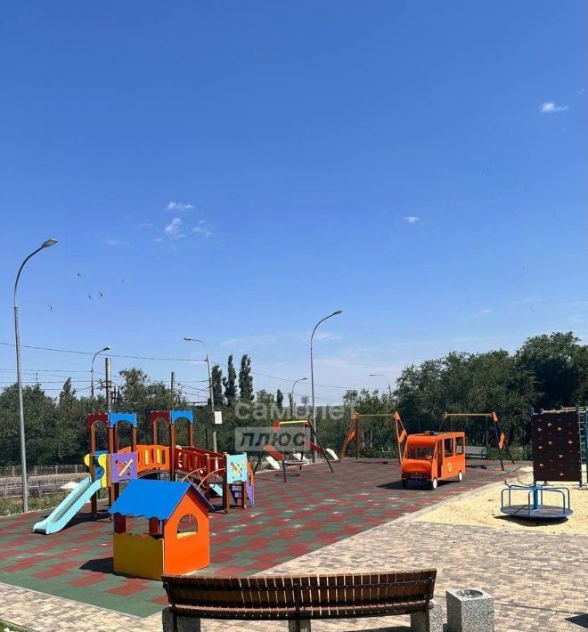 квартира г Волгоград р-н Тракторозаводский ул Ополченская 27б фото 21