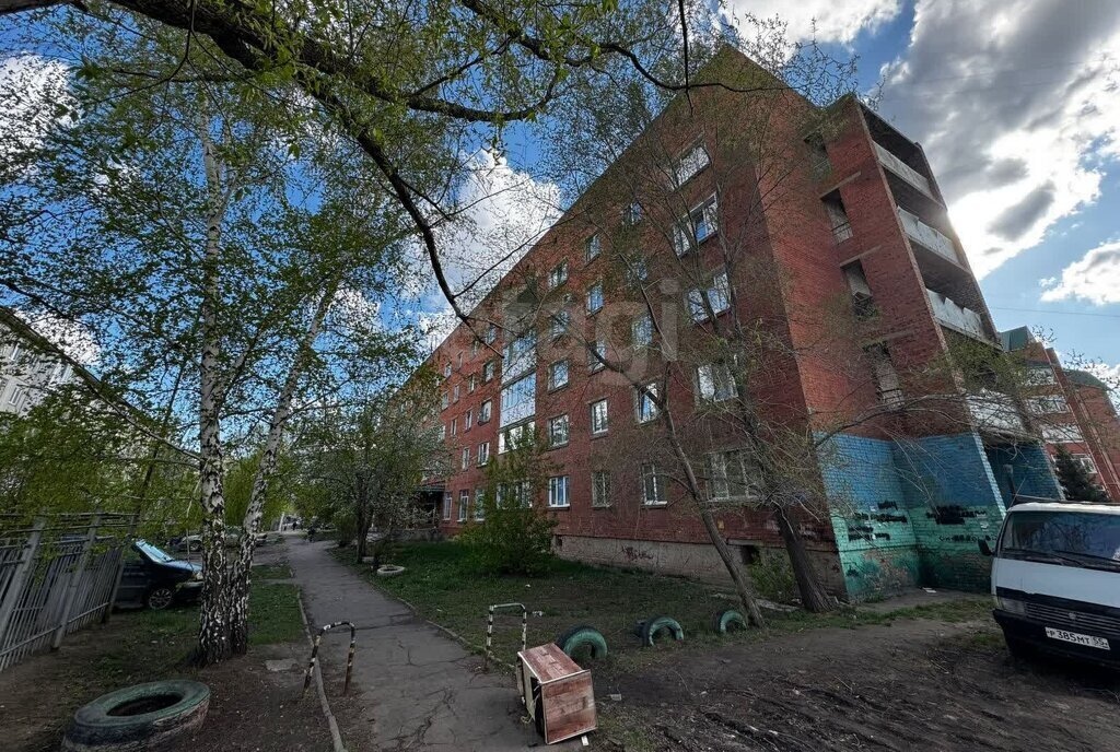 комната г Омск ул Вострецова 5/1 фото 9