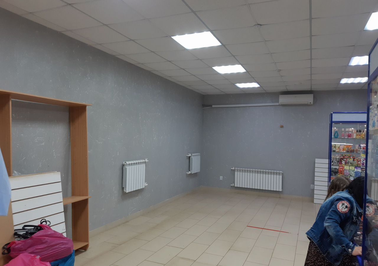 торговое помещение р-н Азнакаевский г Азнакаево ул Ленина 32 Республика Татарстан Татарстан, муниципальное образование Азнакаево фото 3