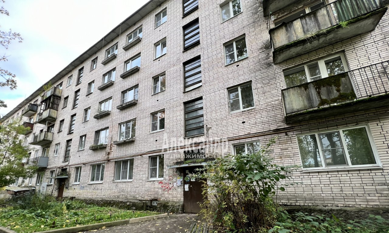 квартира г Выборг р-н Центральный ул Батарейная 8 фото 1