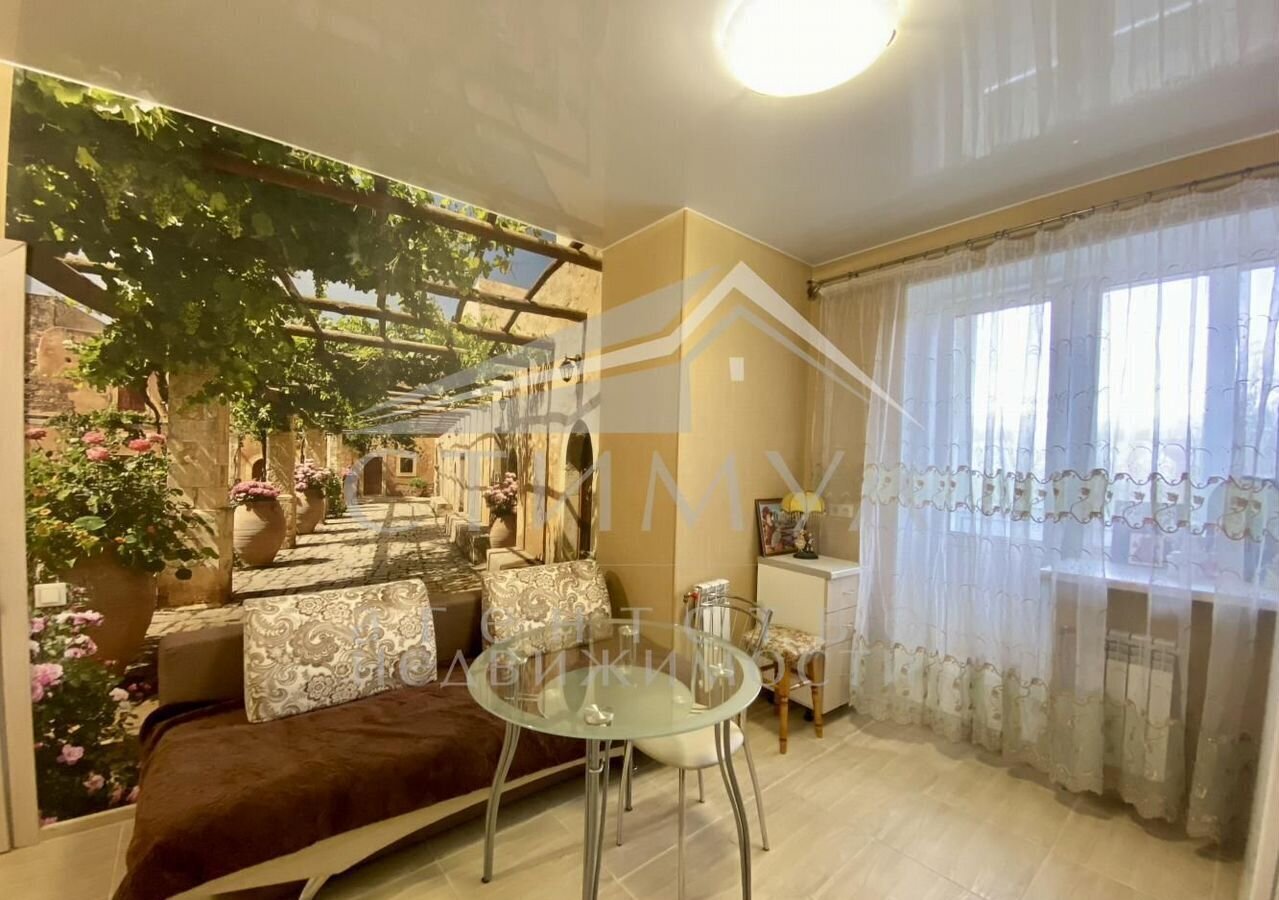 квартира г Саратов р-н Заводской ул. имени Г. К. Орджоникидзе, 42А фото 3