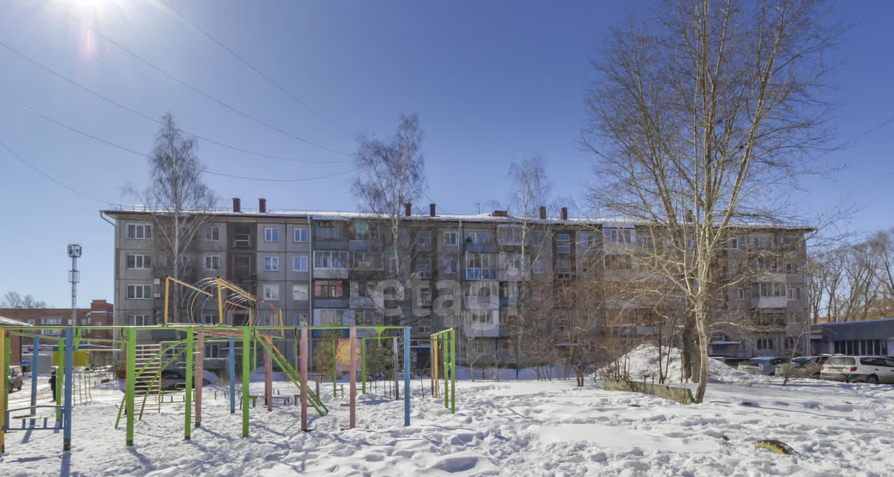 квартира г Омск Городок Нефтяников м-н, проспект Академика Королёва, 10Б фото 32