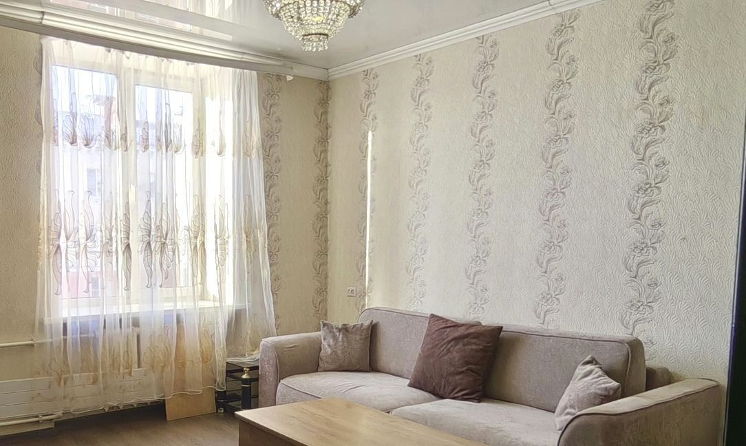 квартира г Междуреченск ул Чехова 1 фото 1