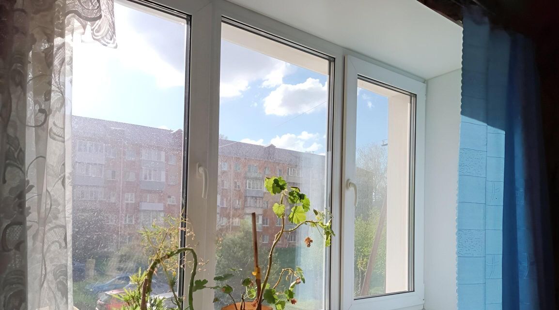 квартира г Омск р-н Ленинский ул 6-я Станционная 23 фото 15