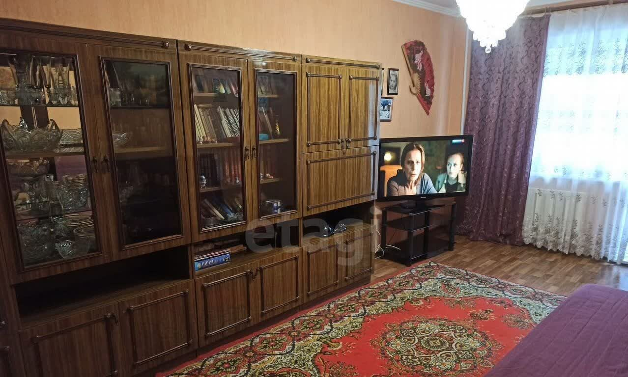 квартира г Омск п Чкаловский м-н, 75 Гвардейской бригады, 14а фото 11